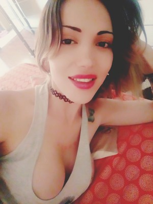 Constanza Escort Travestis en Santiago |  Conita la unica trans solo pasiva mujercita para heteros y activos 1313, Whatsapp solo interesados +56993989219